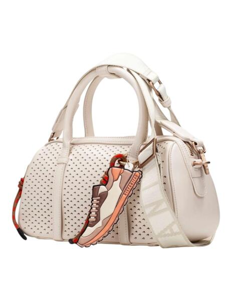 Gallery a10648 t0wbviwq